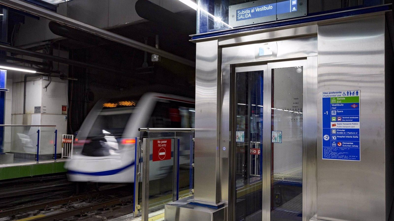 Metro de Madrid ampliará su red de ascensores en las estaciones de Campamento y Carabanchel