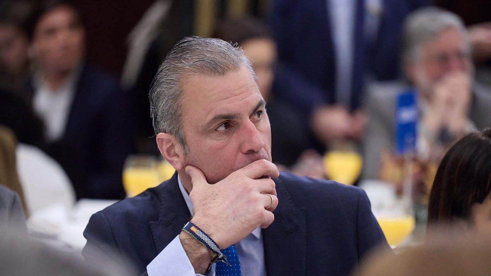 Vox insta al PP a actuar y señala a Sánchez como jefe de una “organización criminal”