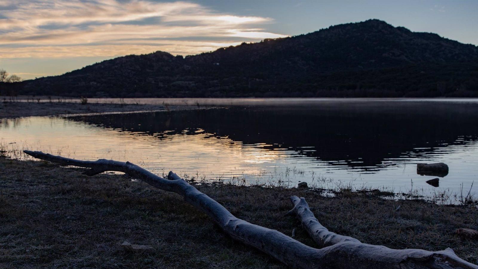 Encuentran el cuerpo de una joven en el embalse de Santillana en Manzanares El Real