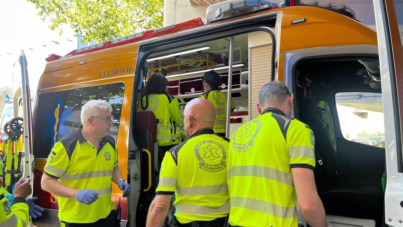 Herido por botellazo en una reyerta en la Plaza Nelson Mandela de Lavapiés