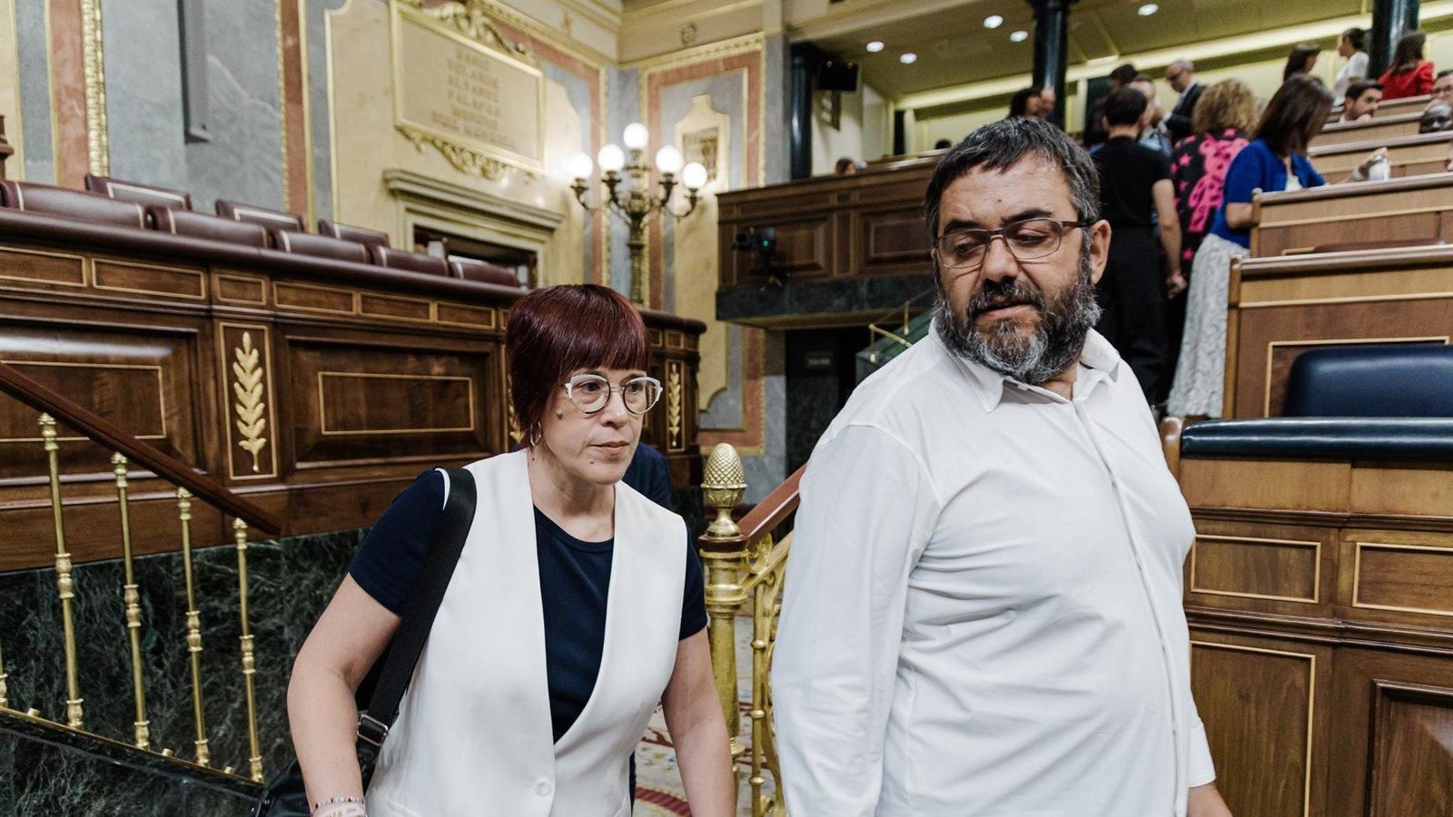 Sumar se rompe internamente ante la crisis del PSOE por el caso Cerdán