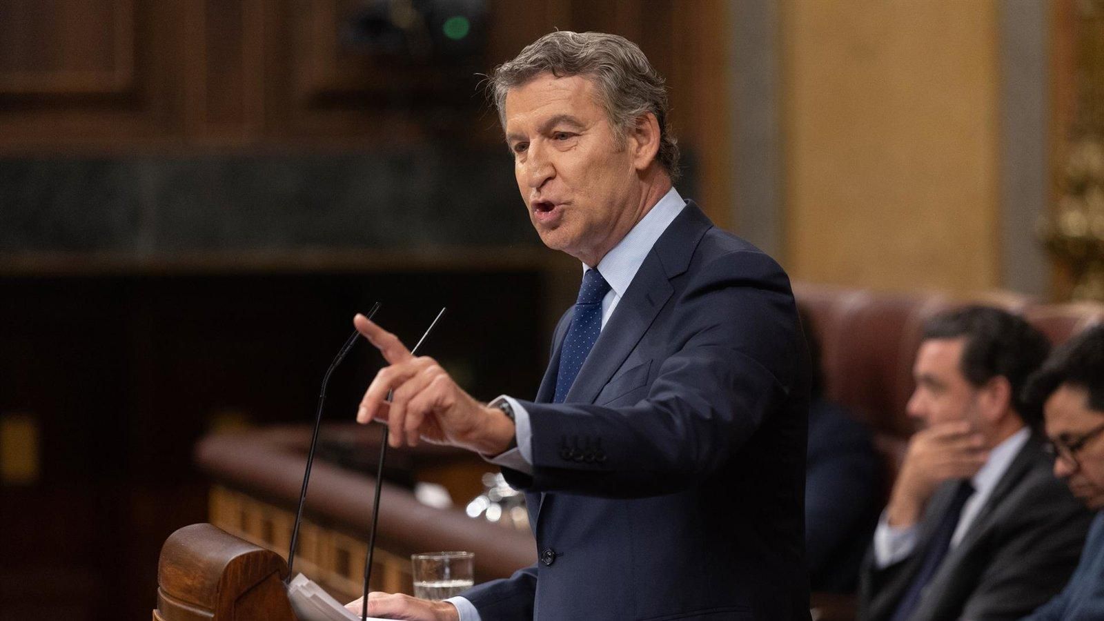 Feijóo asegura que Sánchez es "partícipe a título lucrativo" de la prostitución