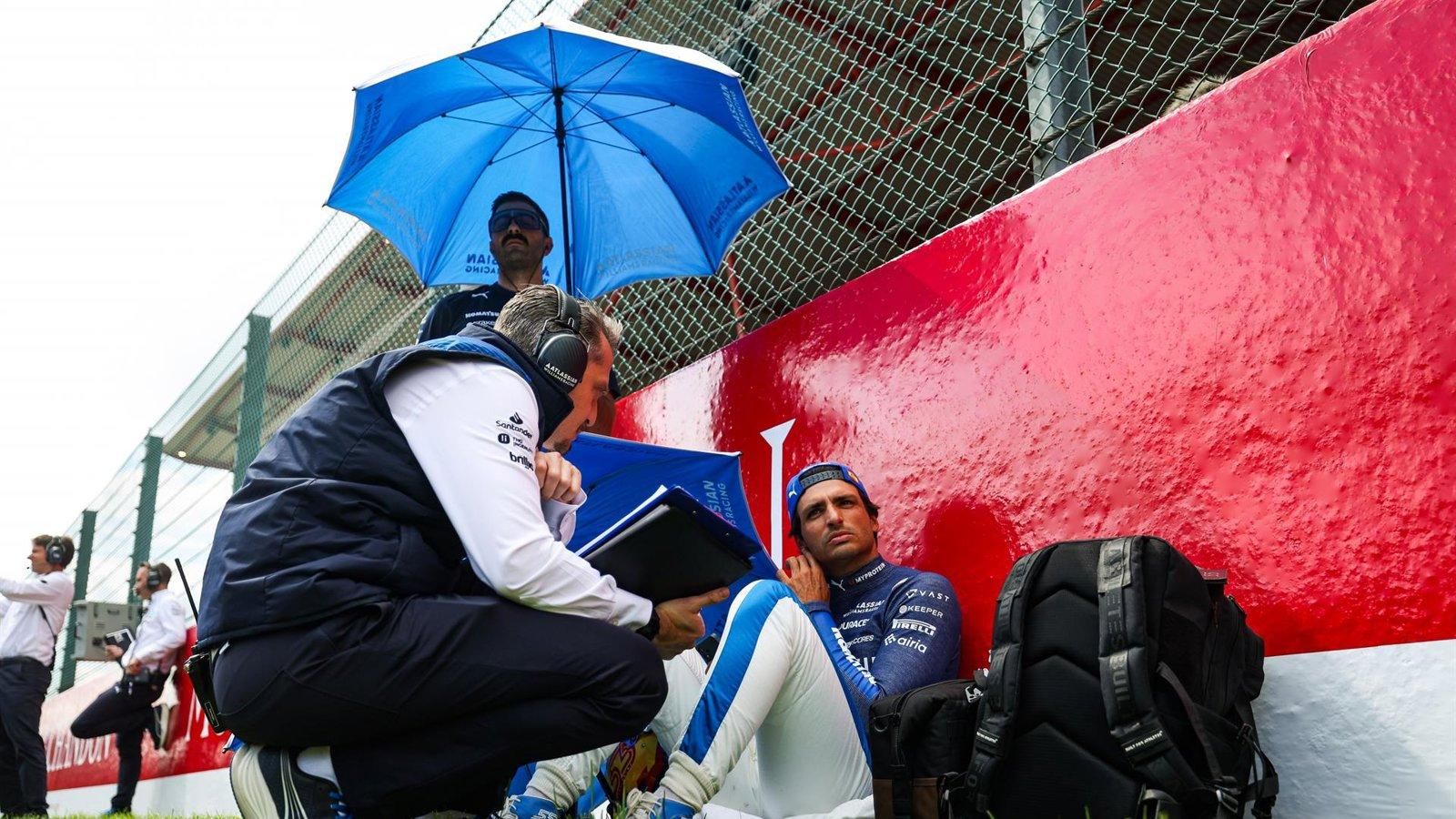 Sainz: "Con estos coches una carrera entera en mojado prácticamente no la vamos a ver nunca"