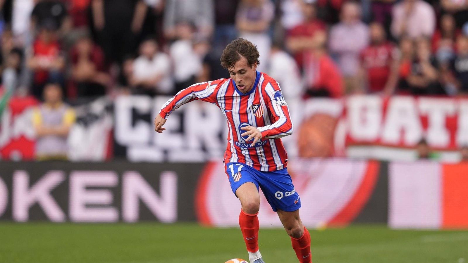 Riquelme ficha por el Real Betis y deja el Atlético de Madrid tras 75 partidos