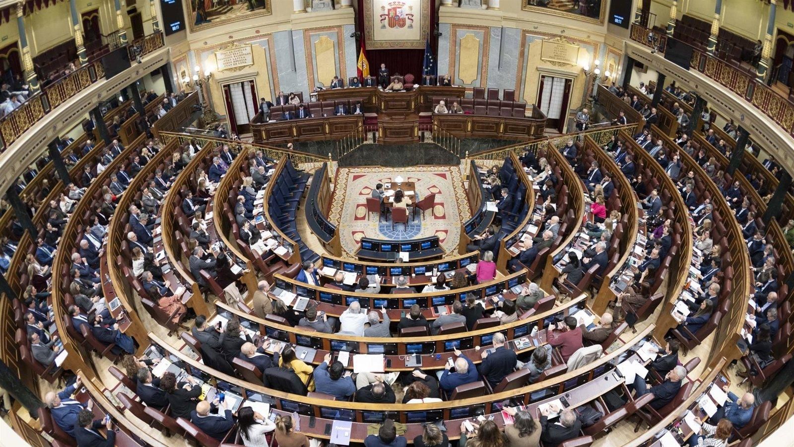 PP, Vox y parte de la izquierda tumban el decreto antiapagones de Sánchez