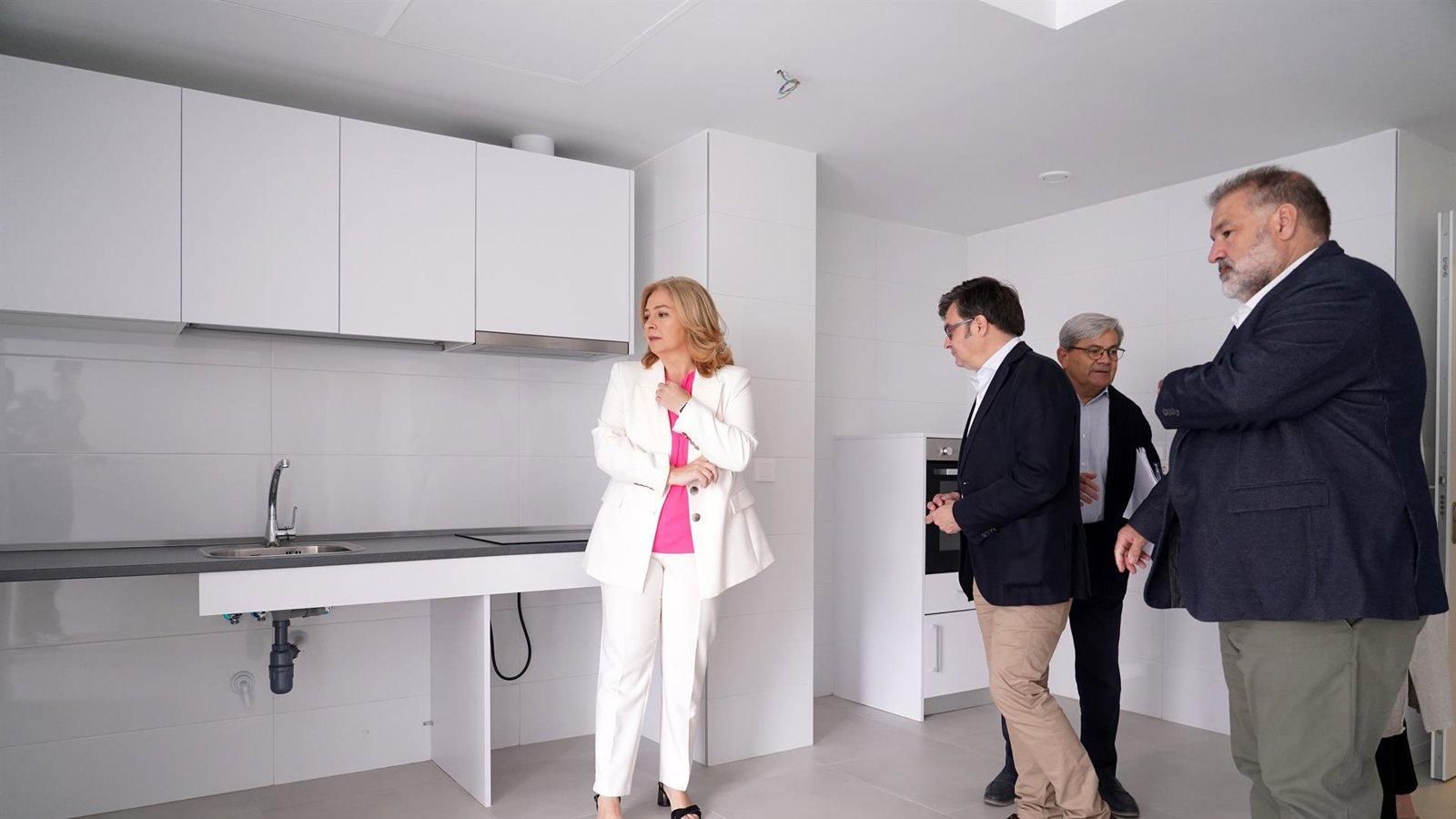 Madrid entrega 86 nuevos pisos de alquiler asequible en El Cañaveral para jóvenes y familias