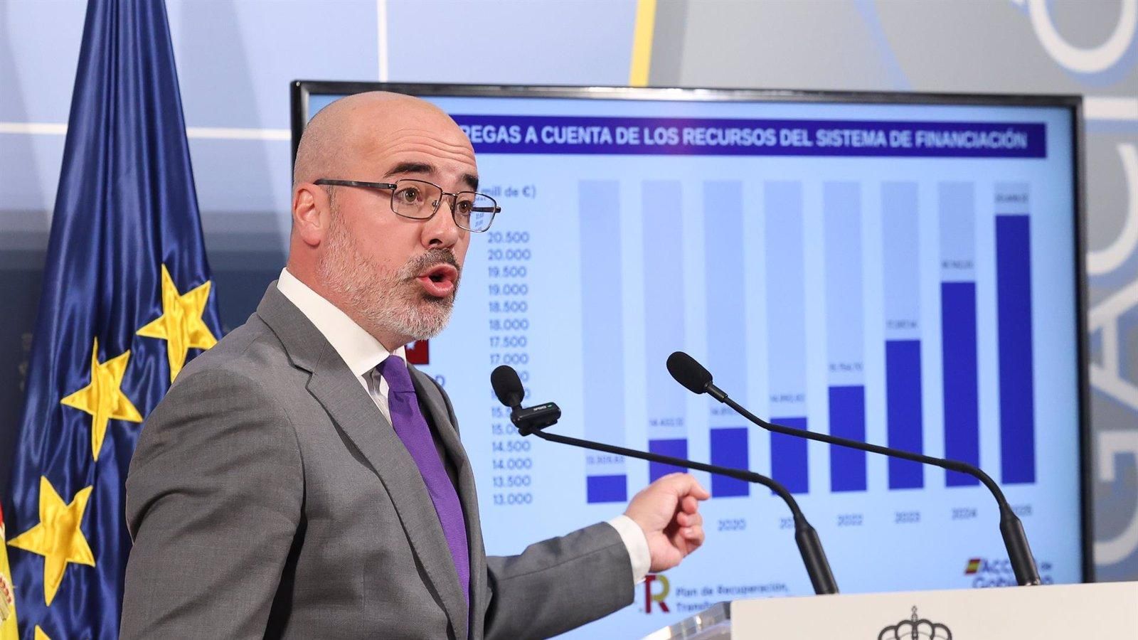 El delegado del Gobierno convierte el balance semestral en un mitin contra el PP