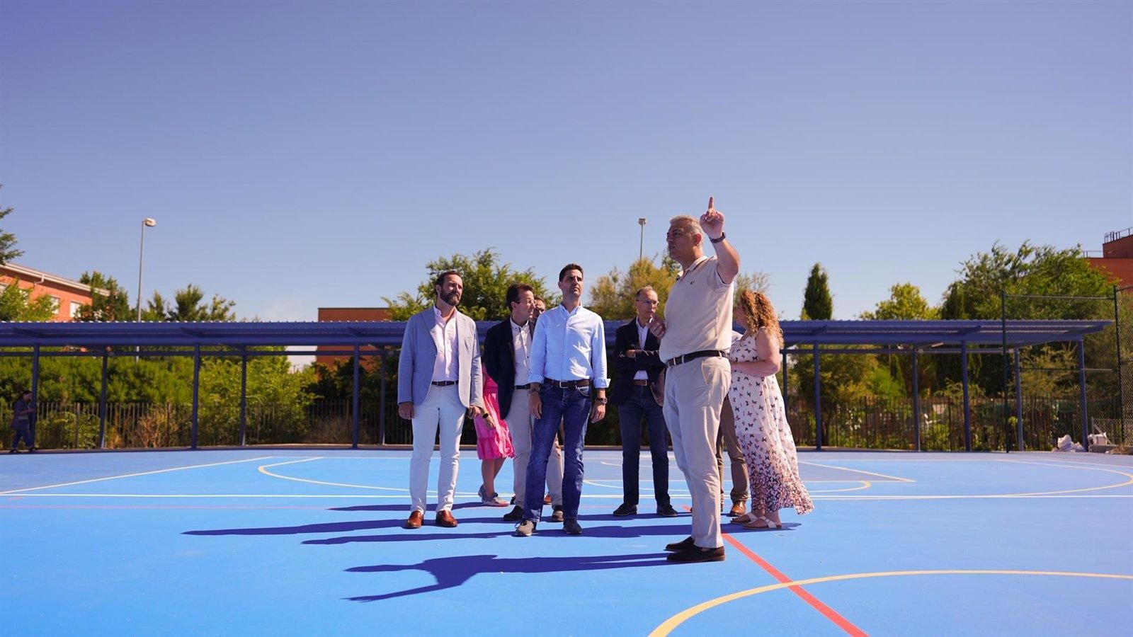 La Comunidad de Madrid eleva un 33% la inversión en infraestructuras educativas