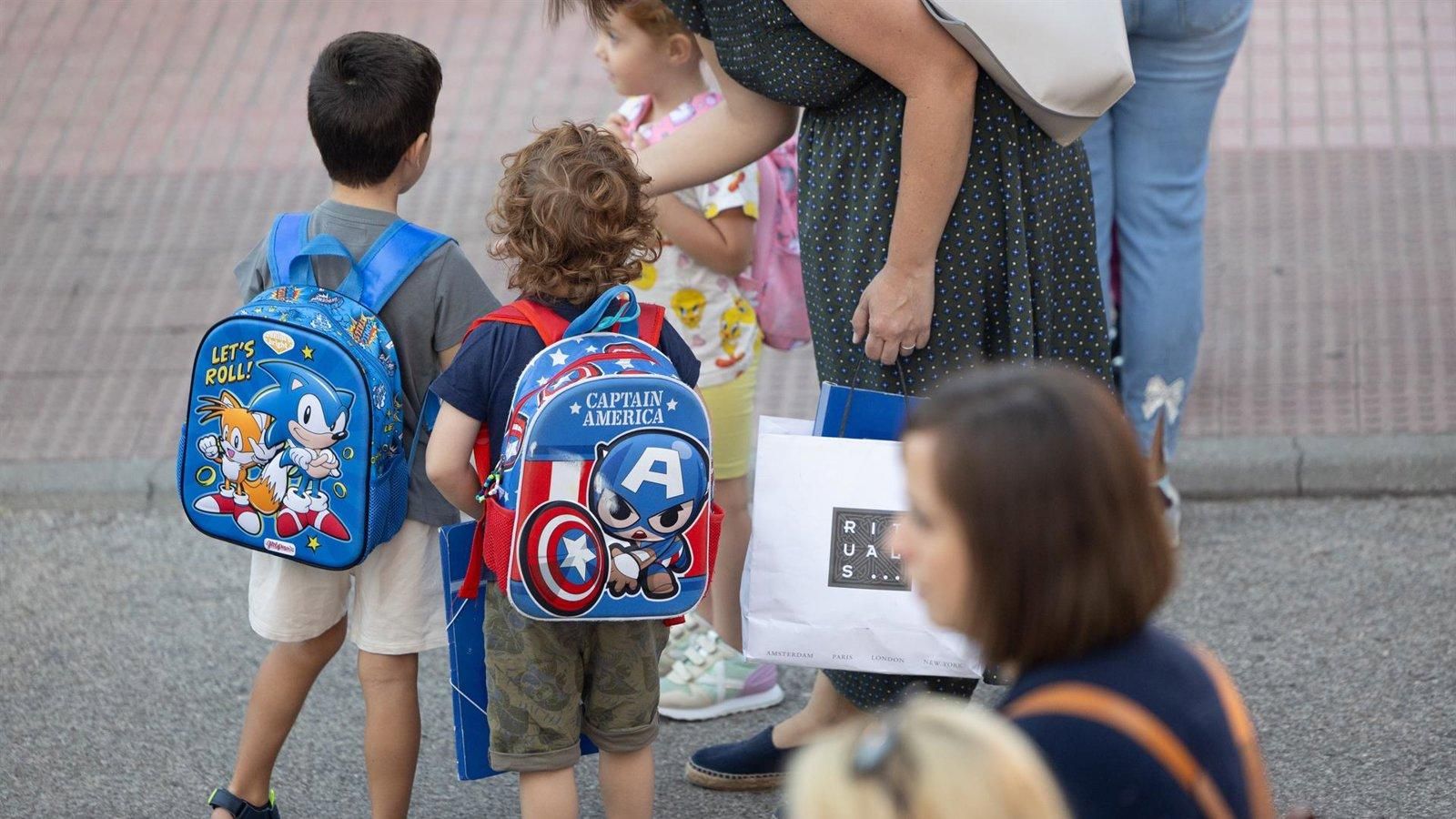 La Comunidad de Madrid refuerza el programa de respiro familiar para personas con discapacidad