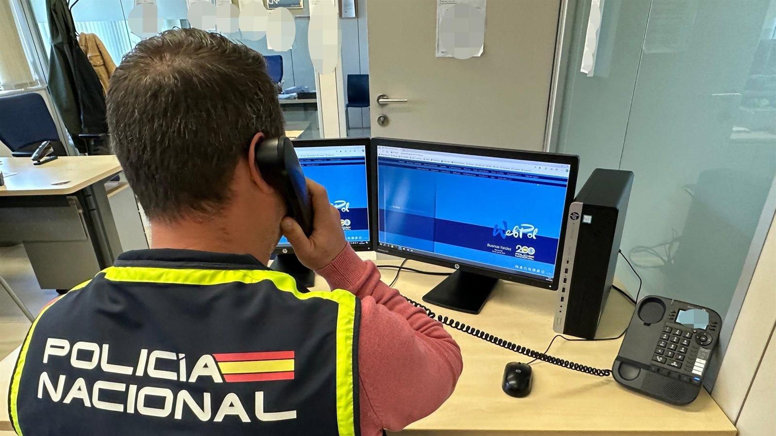 La Policía lanza una campaña con consejos para prevenir estafas y robos en vacaciones