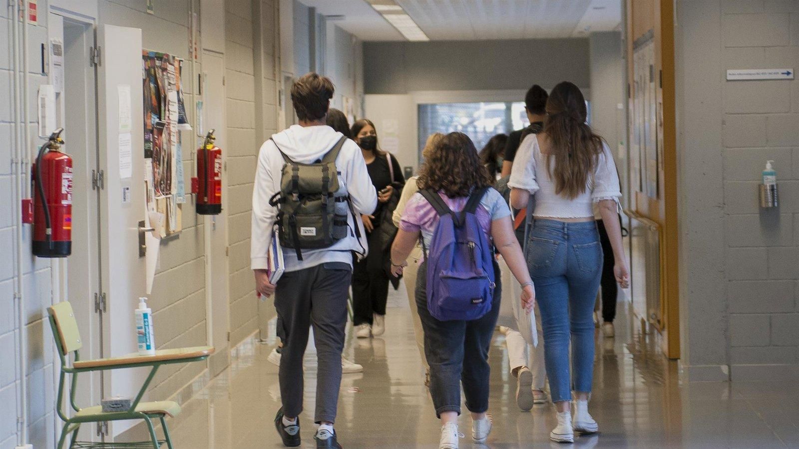 Madrid renueva el programa Espacio PAD Joven Usera y refuerza su alianza con Cruz Roja para tratar adicciones
