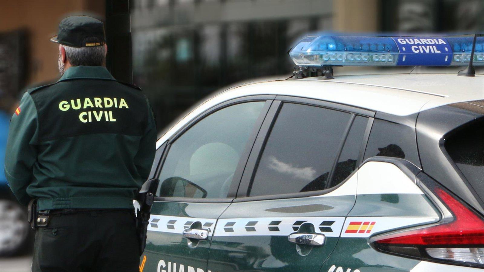 La Guardia Civil detiene a dos mujeres en Chinchón por tráfico de drogas