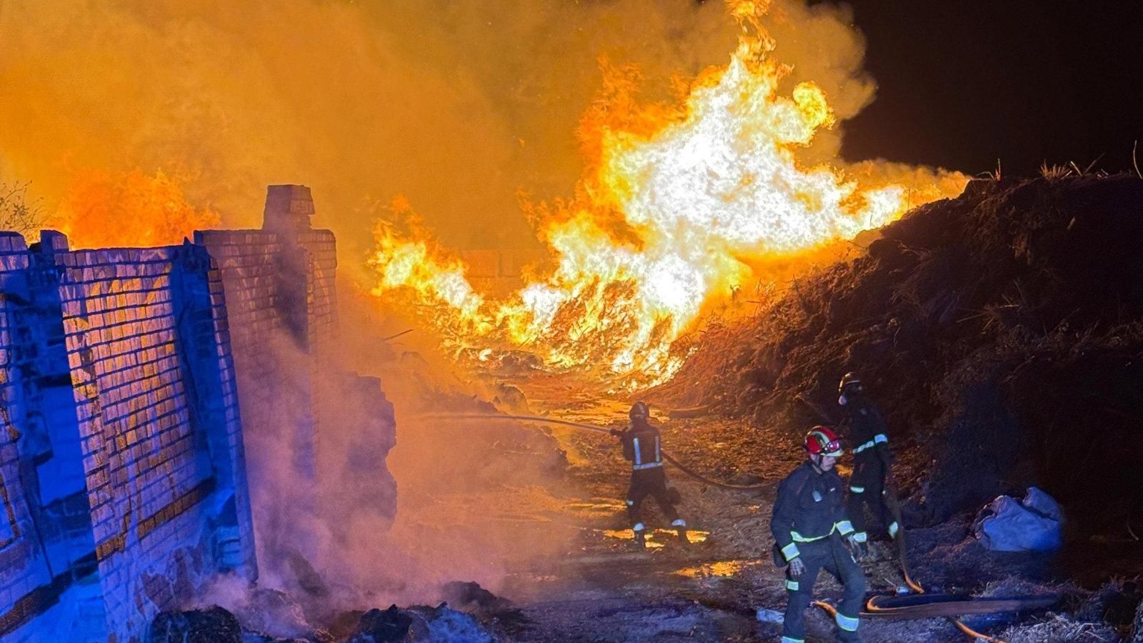 Controlado un incendio en un vertedero de Villaviciosa de Odón junto a la M-506 sin heridos ni intoxicados