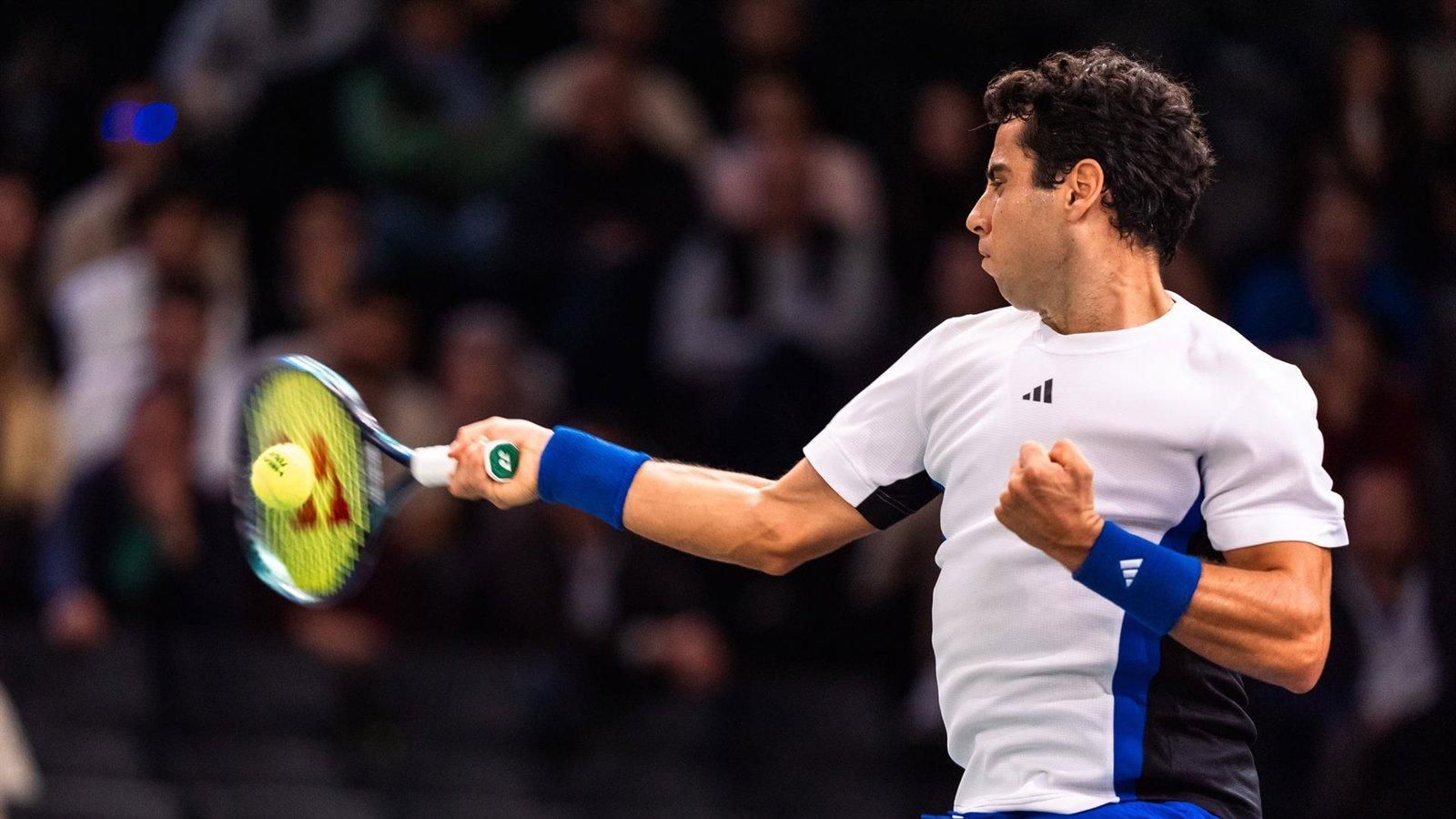 Munar y Pedro Martínez avanzan en Wimbledon tras remontadas destacadas