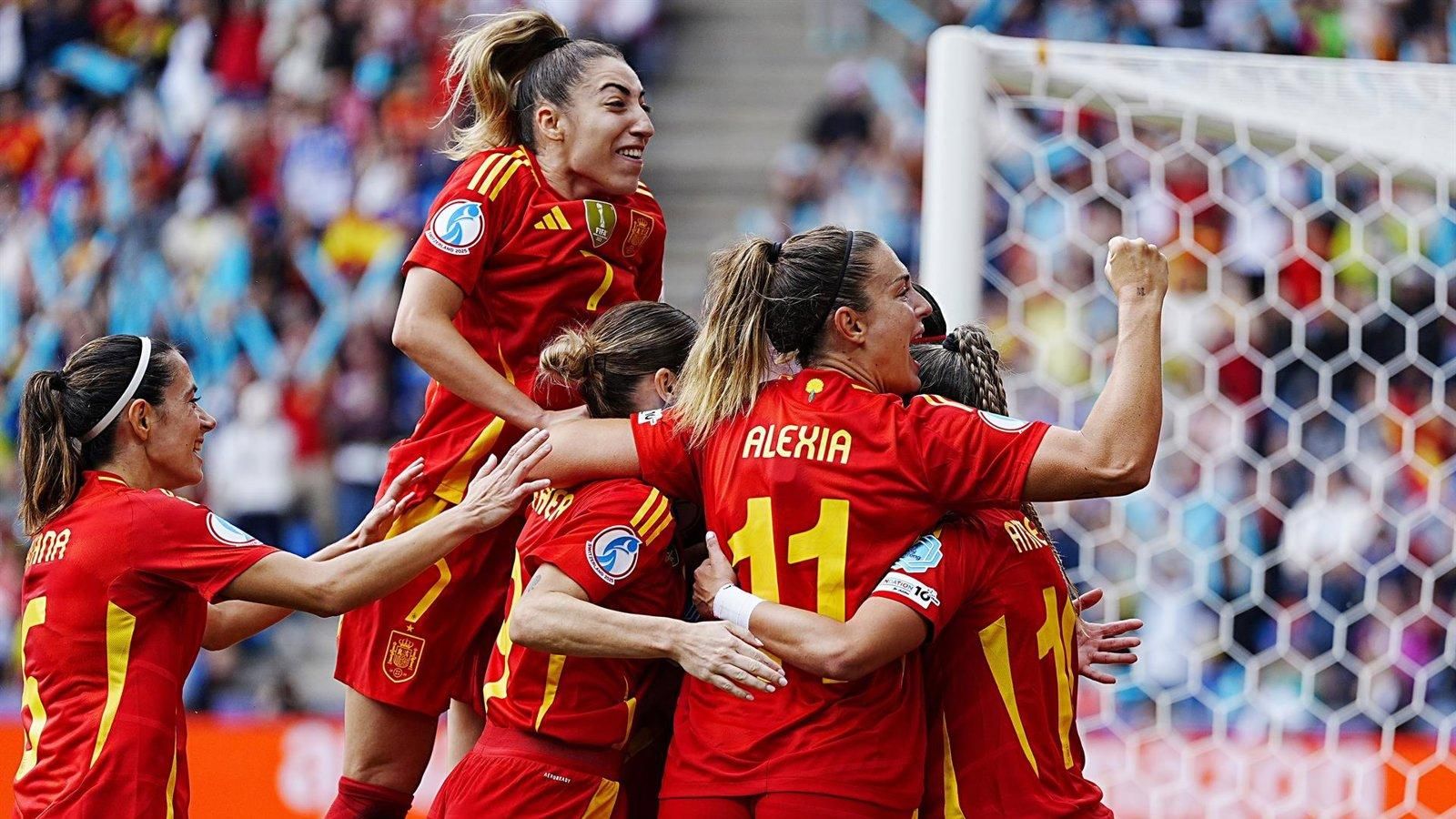 La selección femenina alcanza el primer puesto del ranking FIFA tras el Europeo