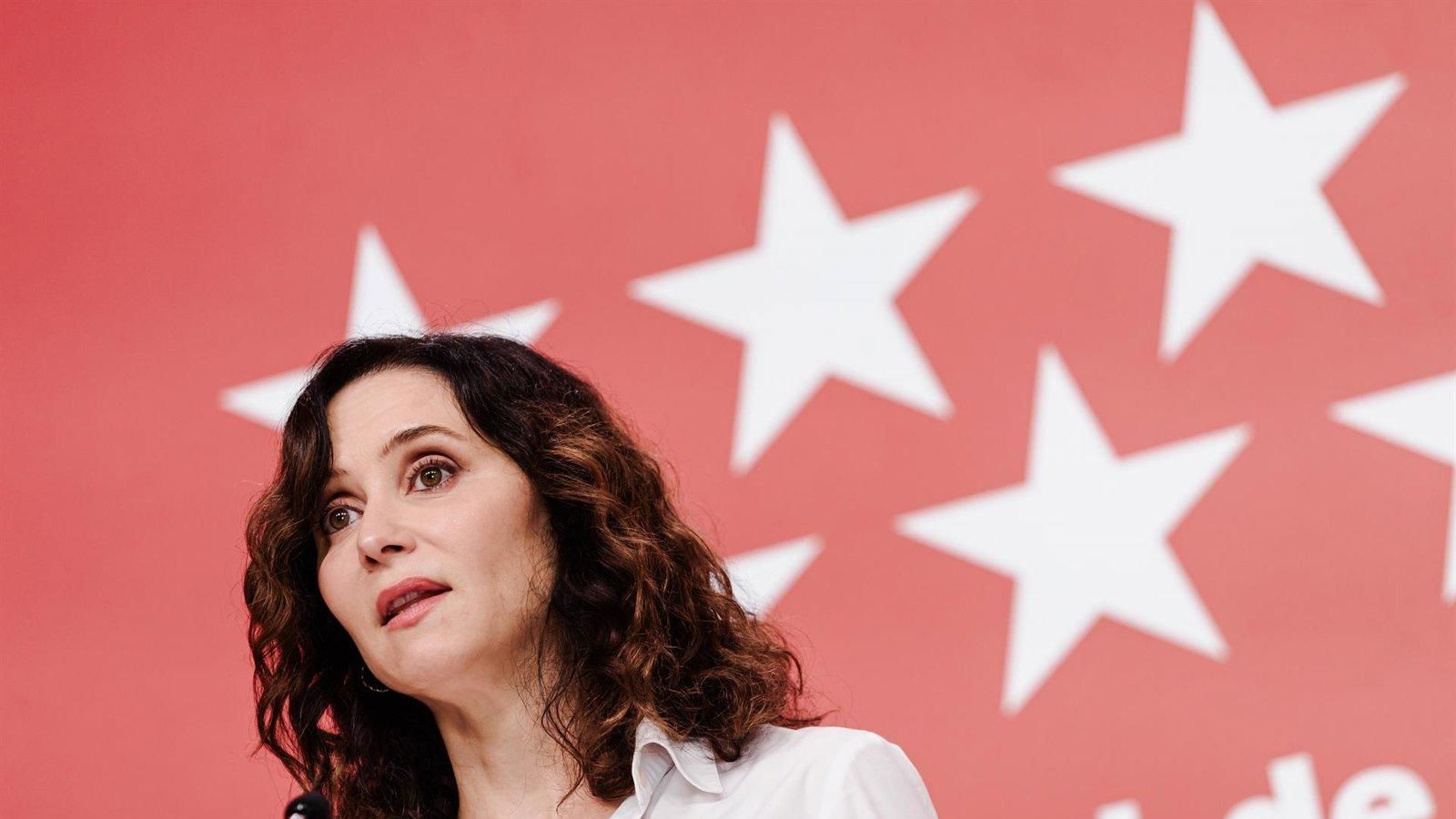 Ayuso censura la "amenaza" del Gobierno para "imponer por la fuerza" un reparto de menores