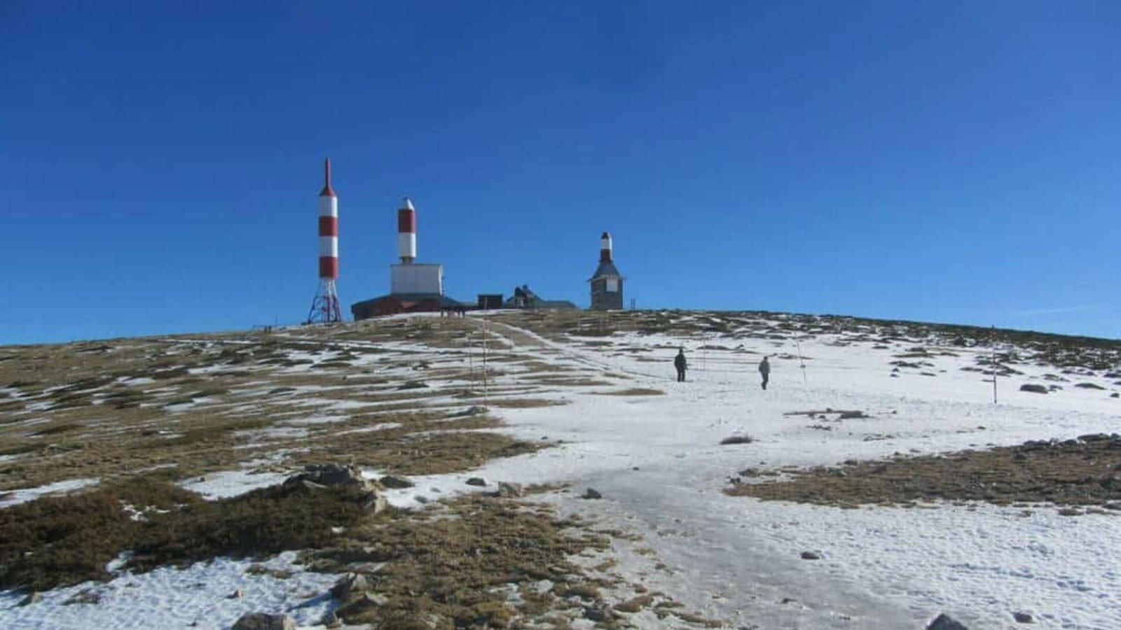Los ecologistas reclaman suprimir el final en la Bola del Mundo de la Vuelta por su impacto ambiental