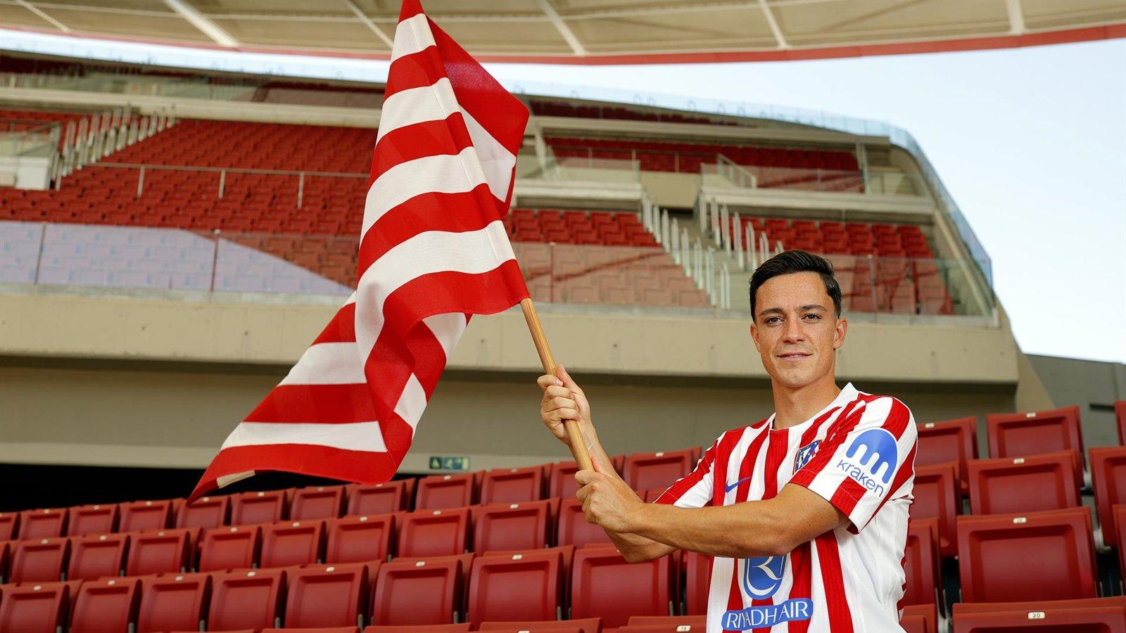 Raspadori: "Estoy muy feliz y motivado para triunfar en el Atlético de Madrid"