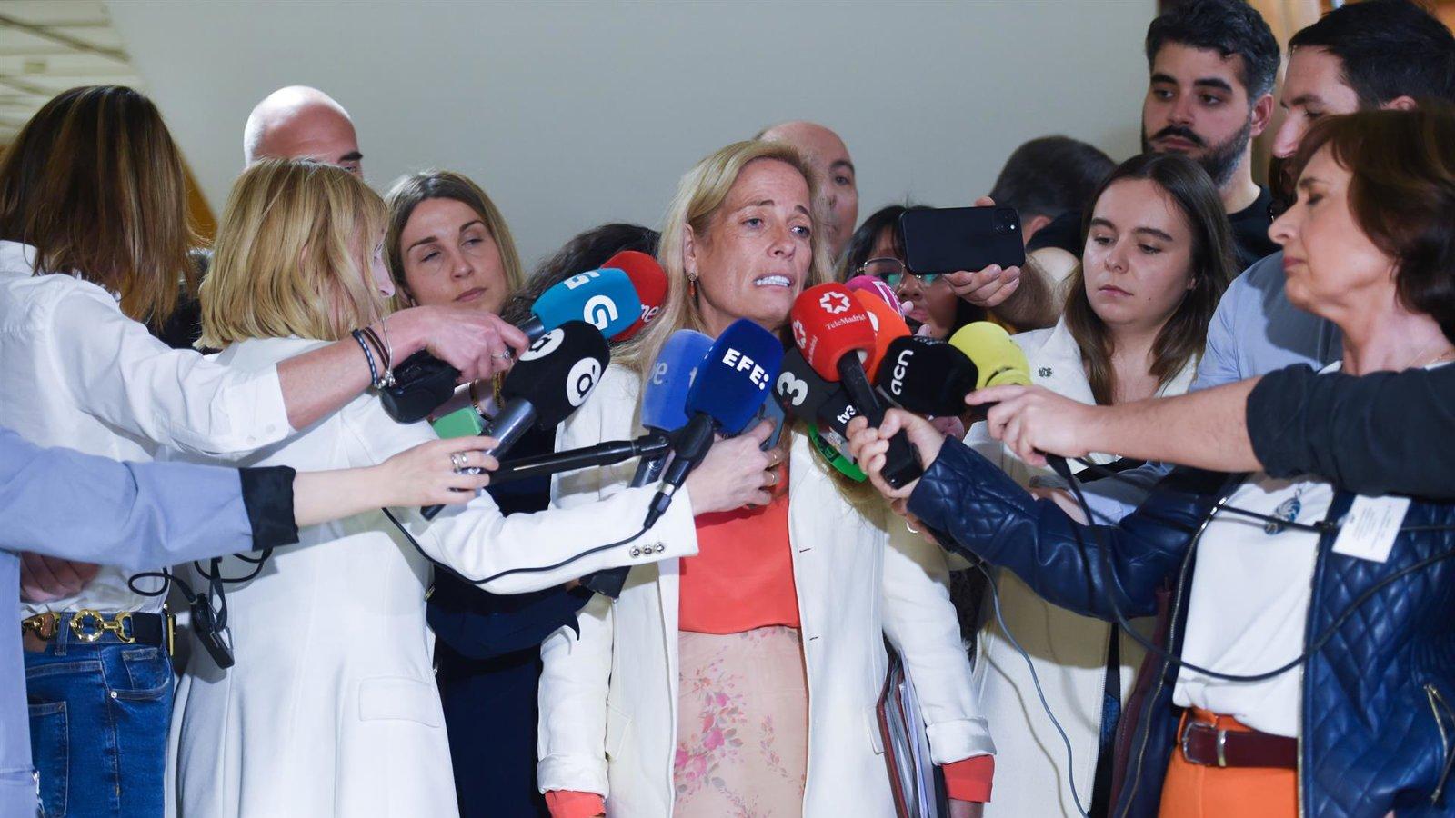 Albert acusa al Gobierno de condonar la deuda autonómica para asegurar los apoyos independentistas