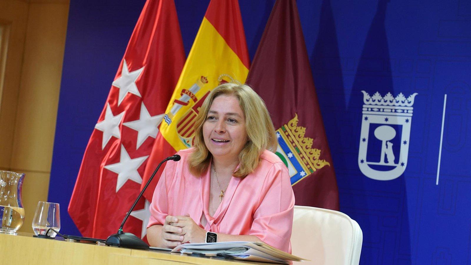 Sanz espera que Almeida siga siendo alcalde "muchos años" y destaca el buen momento que vive Madrid