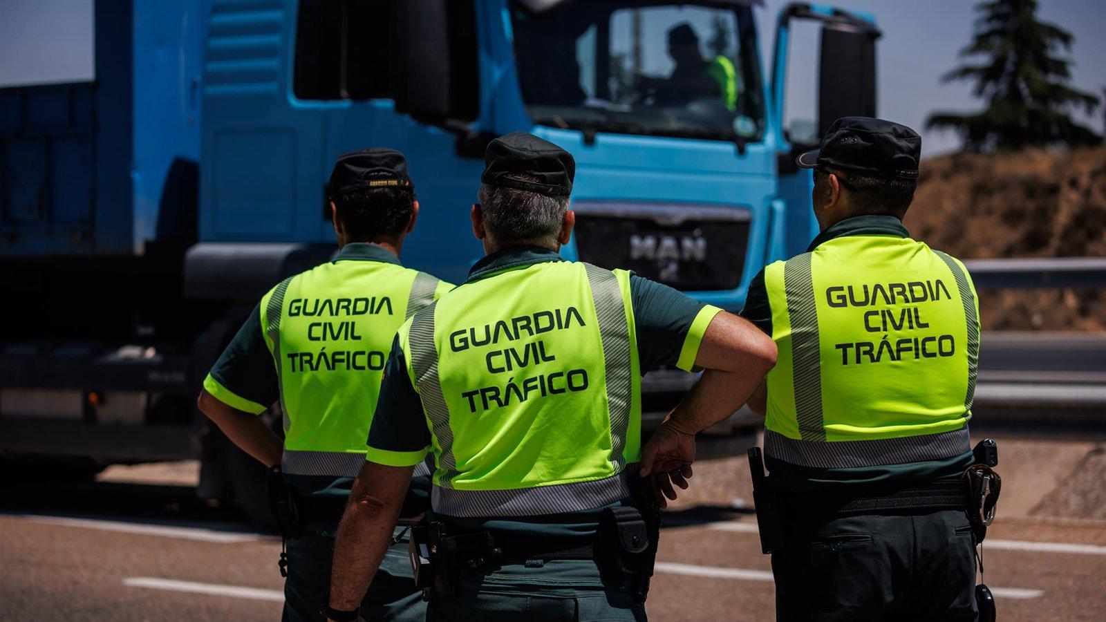 Un detenido por conducción temeraria y causar múltiples accidentes al circular por sentido contrario