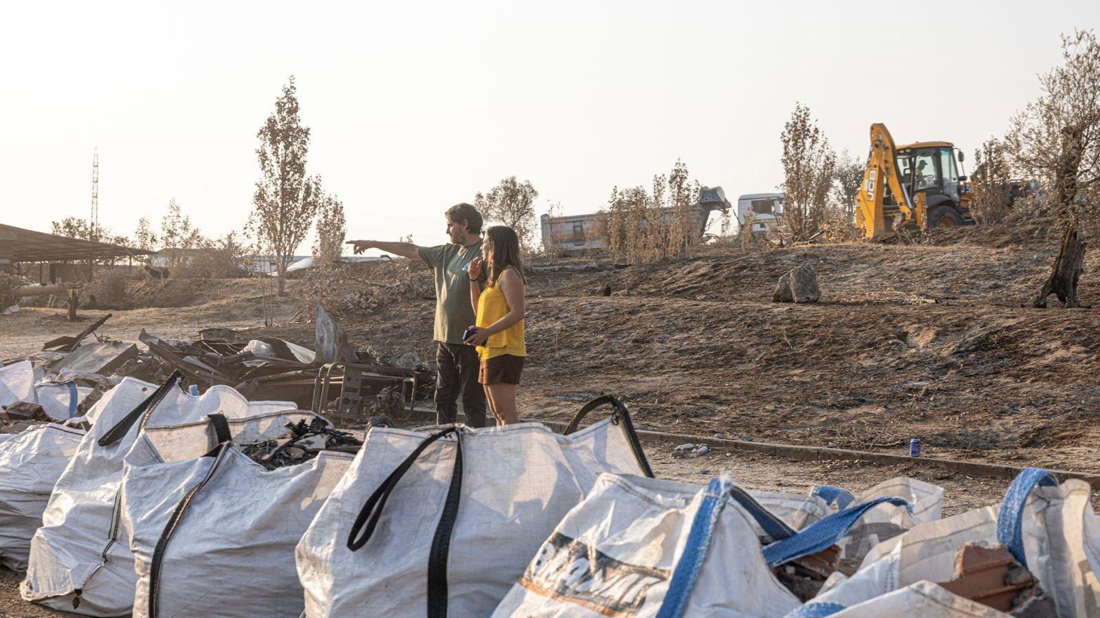 Tres Cantos recoge más de 12 toneladas de residuos tras el incendio y mantiene la atención a los vecinos