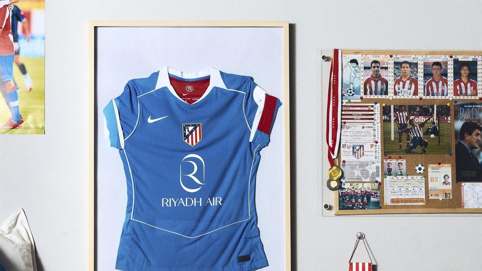 El Atlético de Madrid recupera el diseño Total 90 en su tercera equipación 2025-26