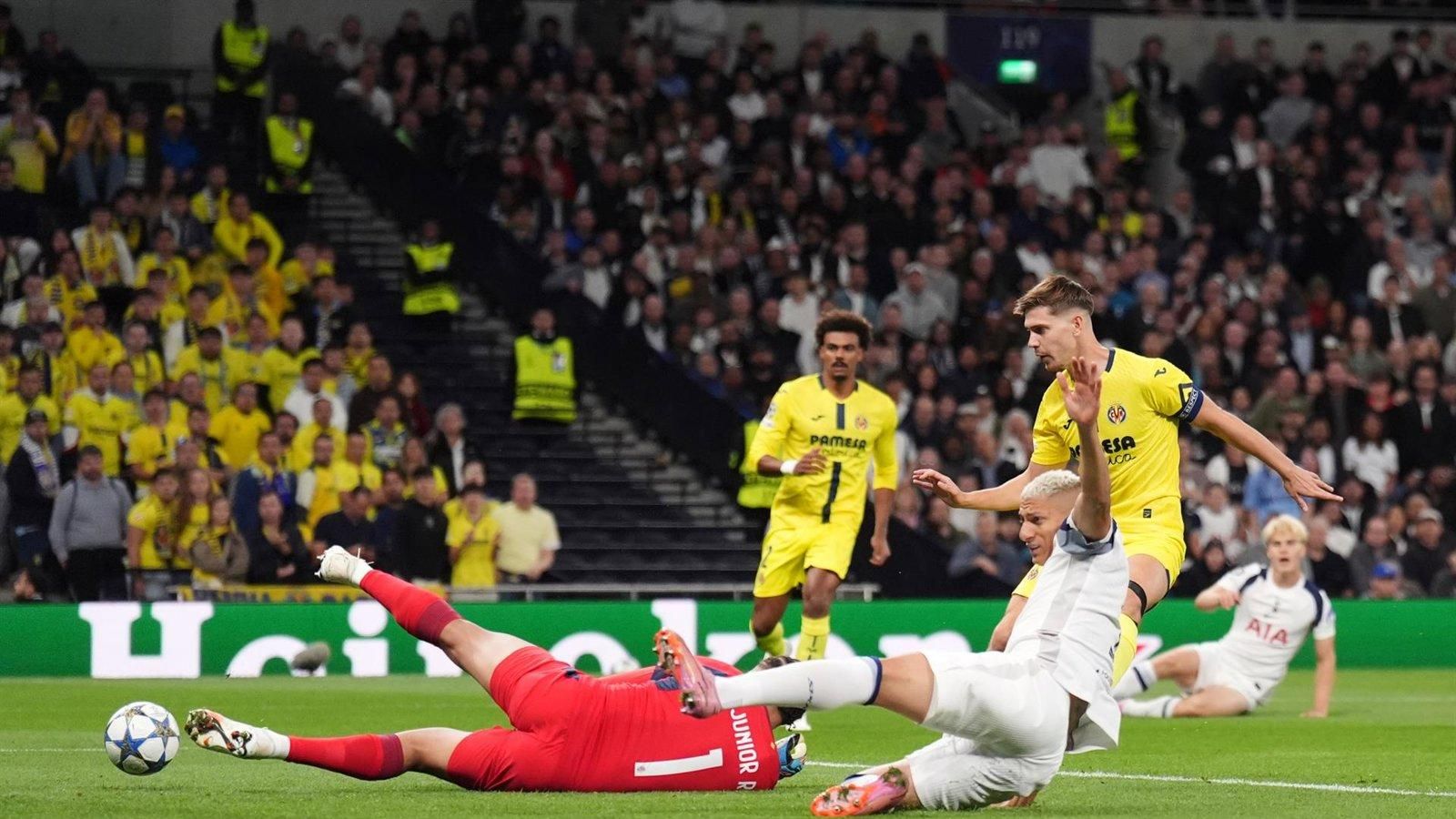 El Tottenham vence al Villarreal con un solitario gol