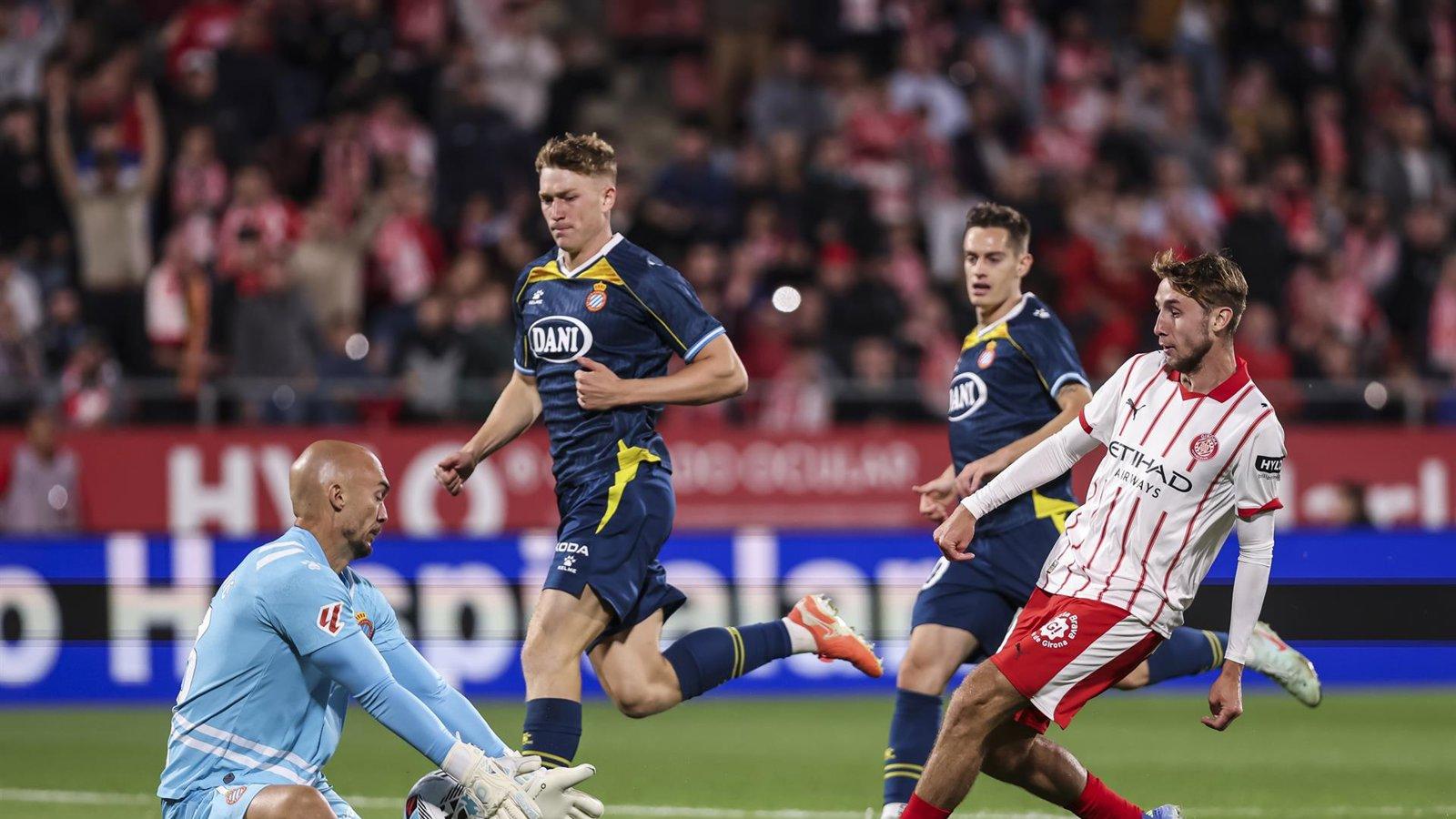 El Girona y el Espanyol empatan sin goles en el derbi catalán