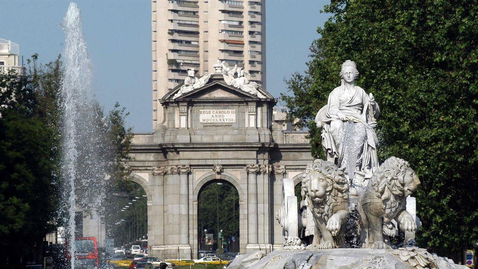 El Ayuntamiento de Madrid pospone el bulevar entre Cibeles y Alcalá por las obras en Atocha