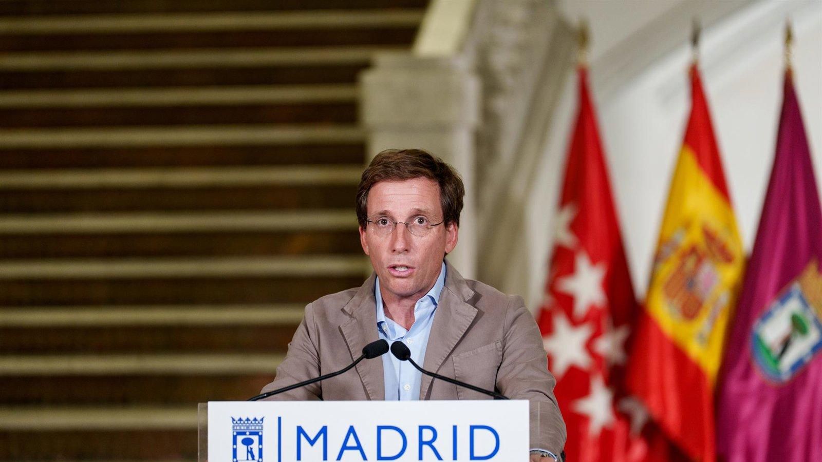 Almeida responsabiliza a Sánchez del "odio alentado" que forzó la cancelación de la Vuelta