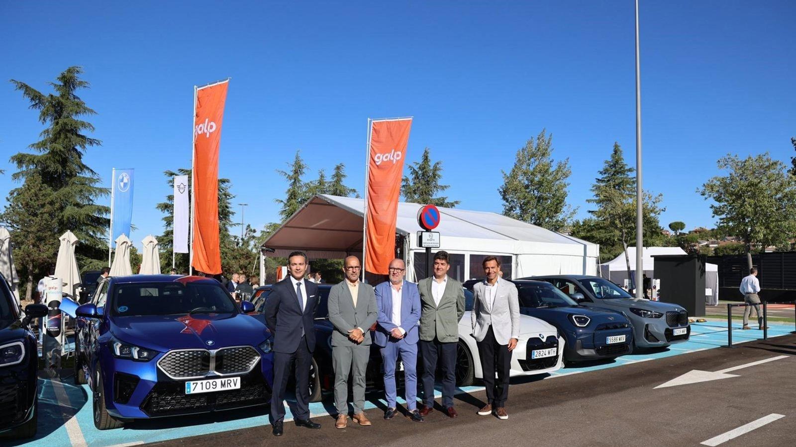 Arroyomolinos inaugura la mayor estación de recarga para coches eléctricos en España