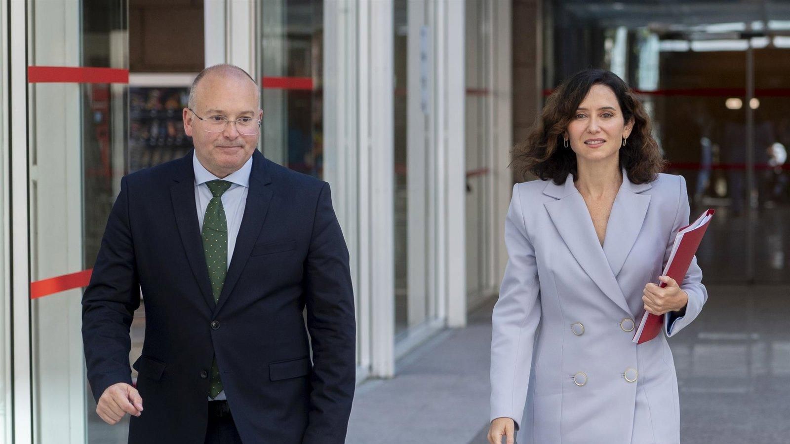 Díaz Ayuso anuncia que Madrid no se acogerá a la quita de la deuda autonómica “por responsabilidad y respeto”