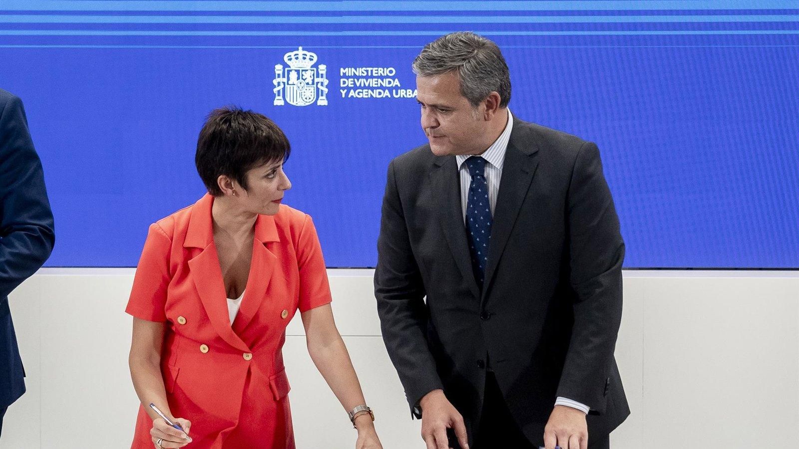 La Comunidad acusa al Ministerio de Vivienda de "hipocresía" por centrarse en los pisos turísticos y no en la ocupación
