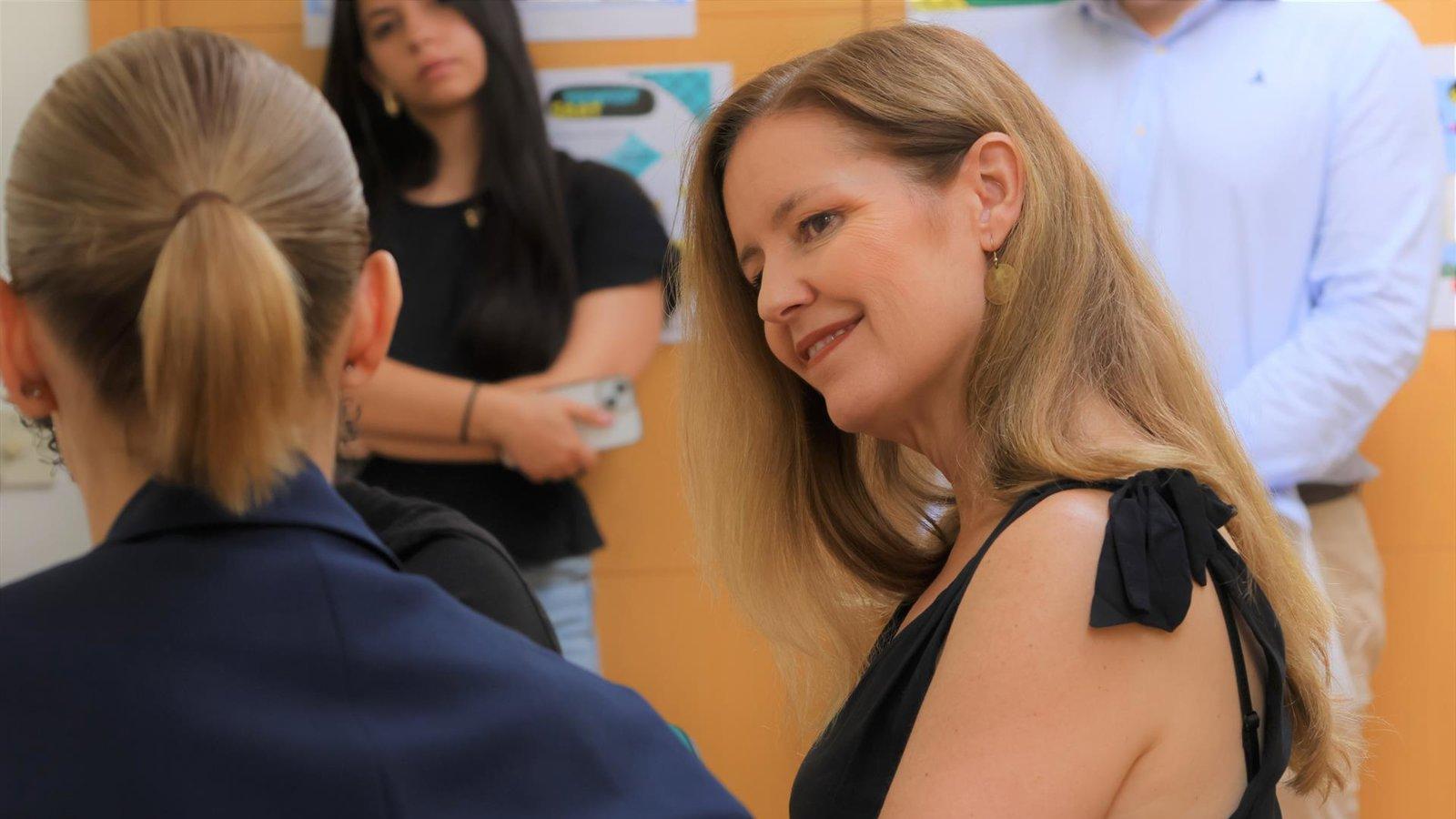 Dávila acusa a Vox de simplificar la inmigración y dar alas al Gobierno de Sánchez