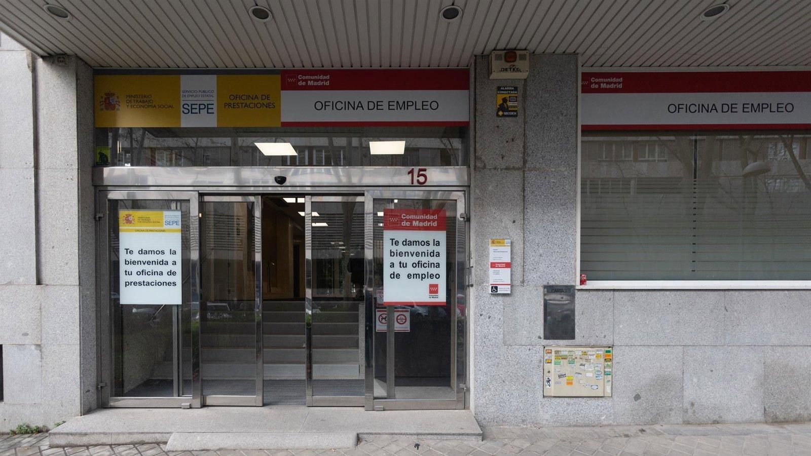 Menos de mil trabajadores siguen en ERTE en Madrid tras la pandemia