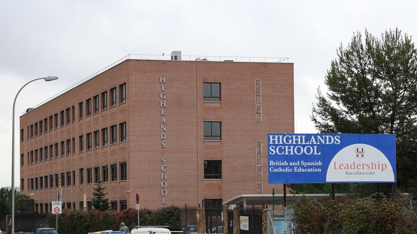 La jueza retoma la causa contra el excapellán del Highlands investigado por abusar presuntamente de varias alumnas