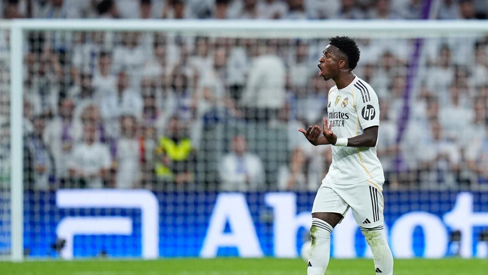 Vinícius Júnior pide perdón a los madridistas por su reacción en el Clásico