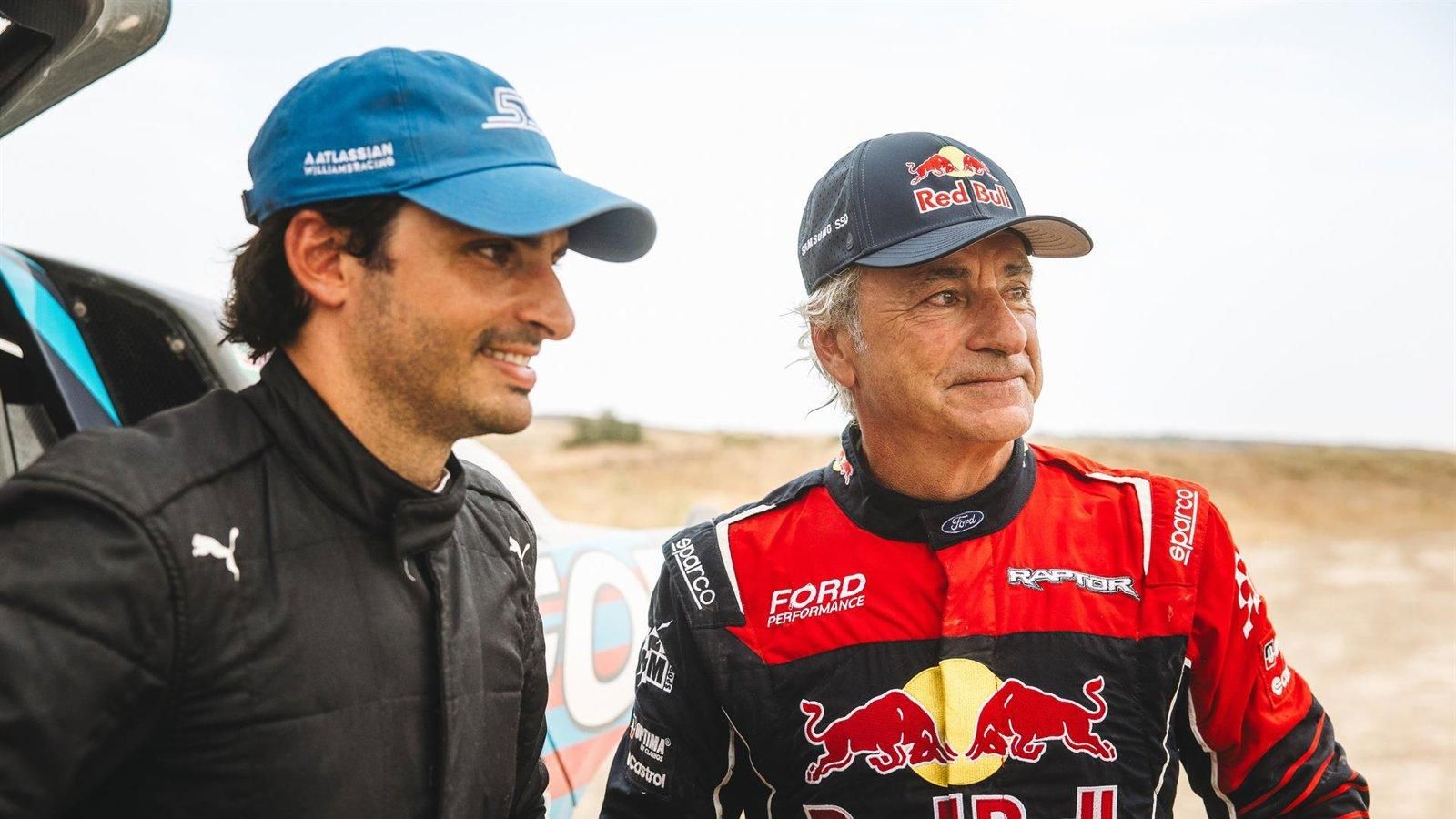 Carlos Sainz Jr. prueba el Ford Raptor T1+ de su padre en Zaragoza y lo califica de “acojonante”