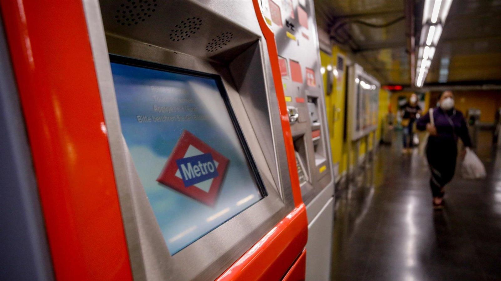 Madrid destina 9,8 millones a ampliar la red de puntos de venta de transporte a zonas rurales