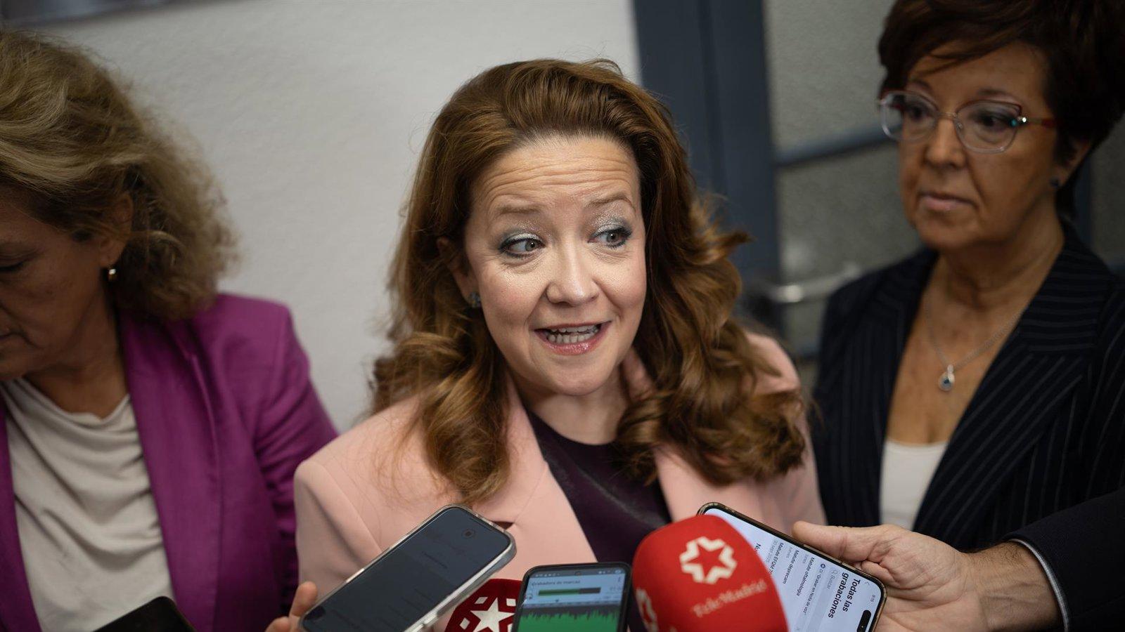 La Comunidad niega que se impida abortar y acusa al Gobierno de usar el feminismo políticamente