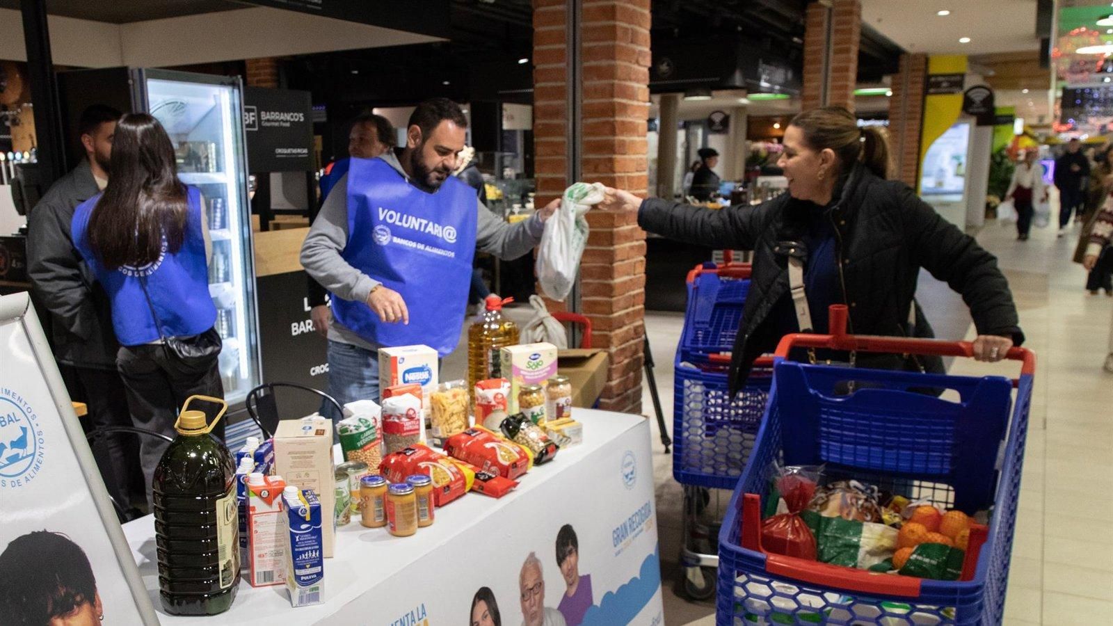 El Banco de Alimentos de Madrid busca voluntarios para la Gran Recogida de noviembre