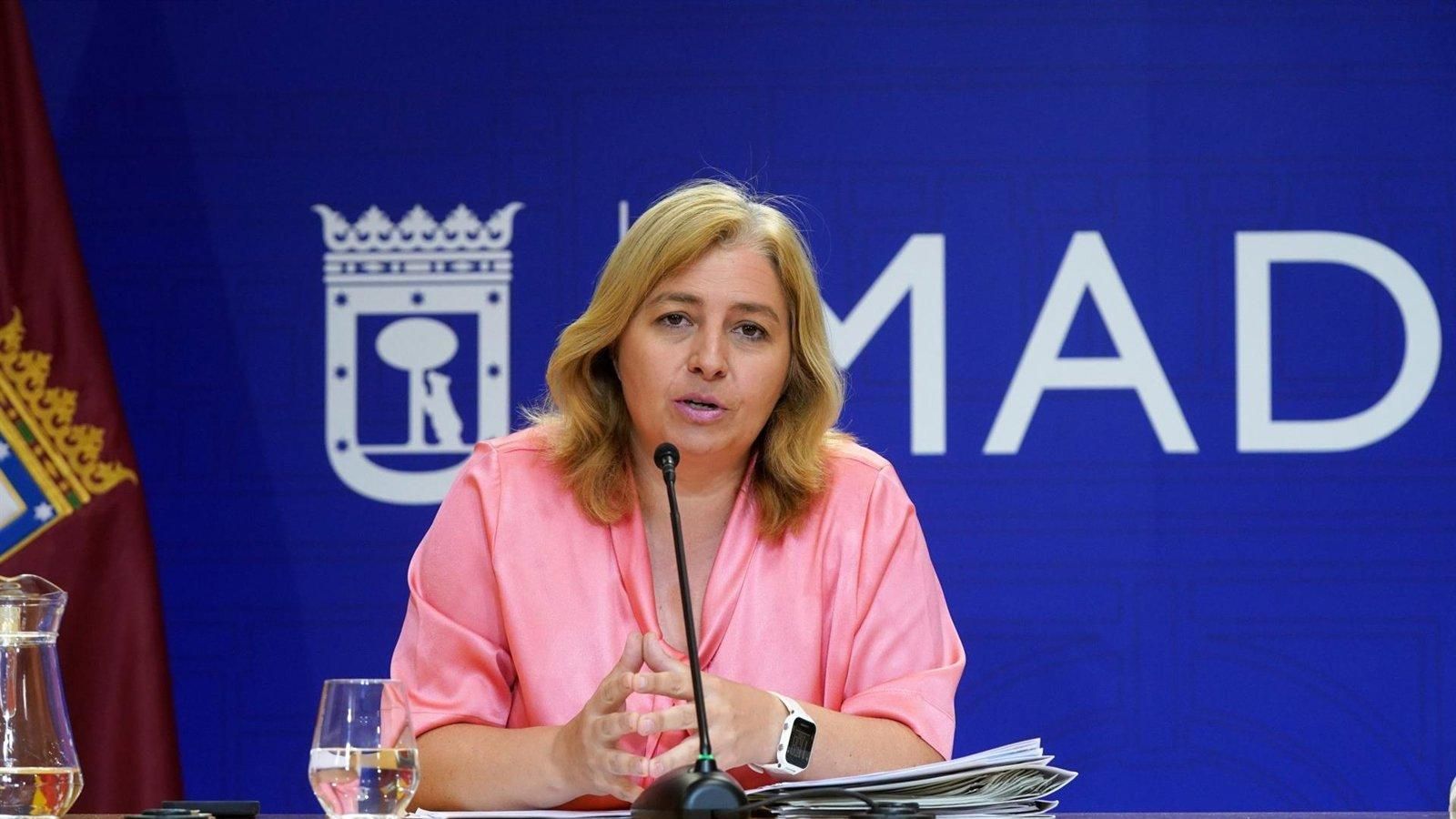 Sanz acusa a la izquierda de hipocresía por criticar la tasa de basuras impuesta por el Gobierno