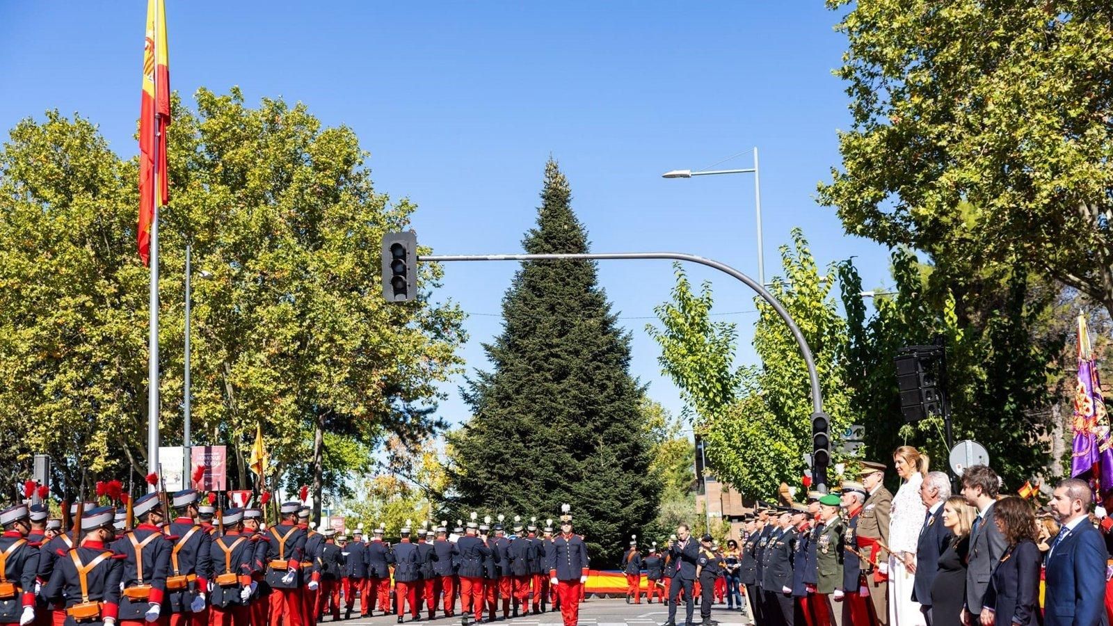 Pozuelo celebra su tradicional Homenaje a la Bandera por la Fiesta Nacional