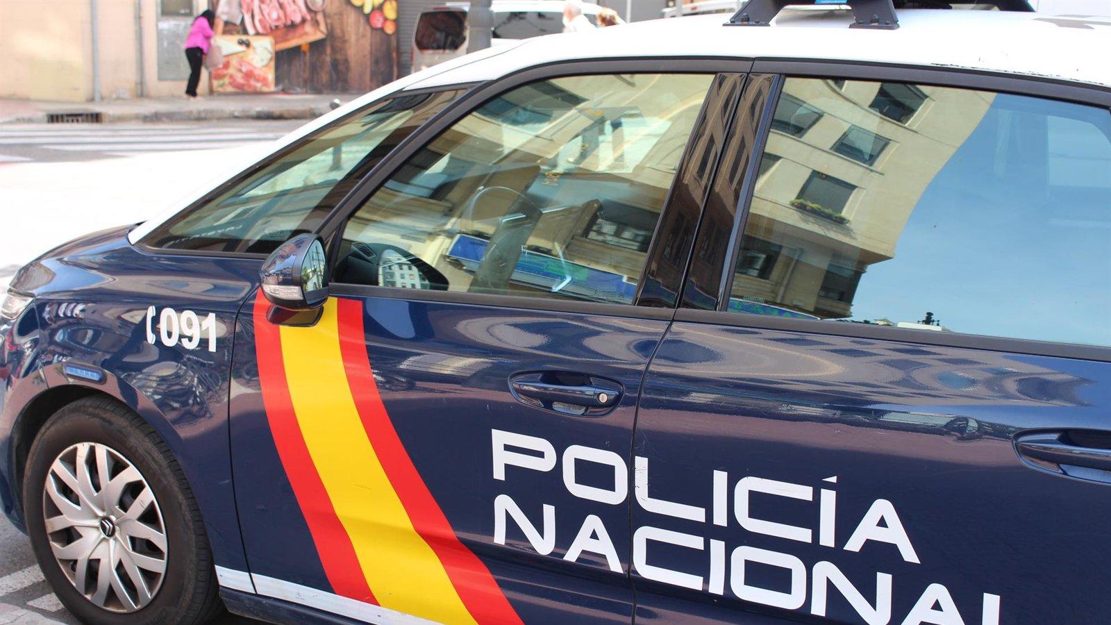 Arrestado en Villaverde un hombre acusado de apuñalar a un joven frente a una discoteca