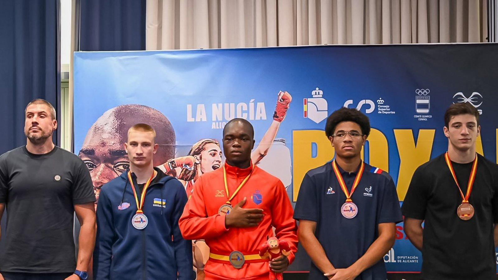 Efosa Wisdom Igbinovia, de Torrejón, triunfa en el torneo internacional Boxam en -80 kg
