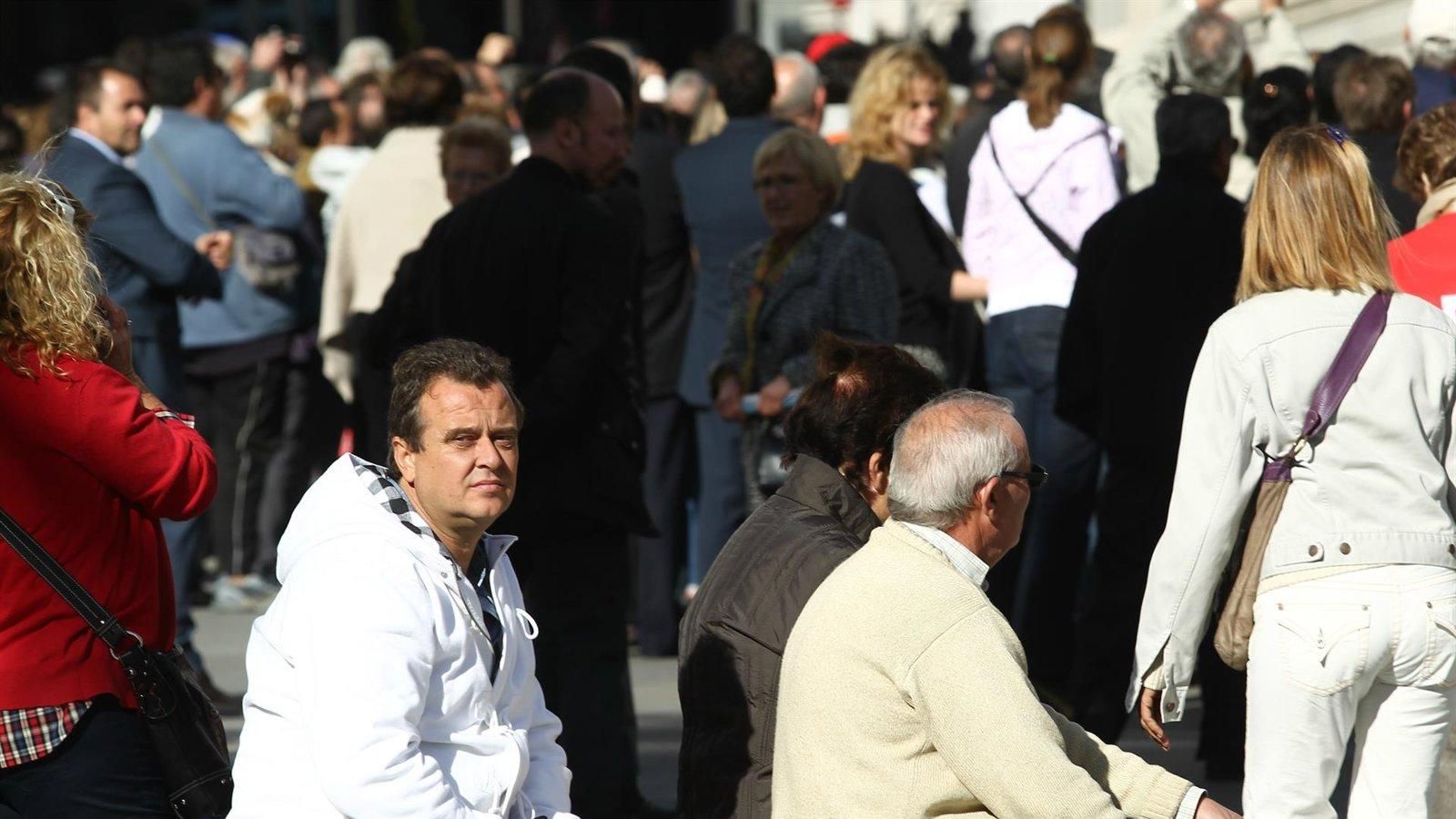 La población residente en España se sitúa en máximos históricos al alcanzar los 49.442.844 personas.