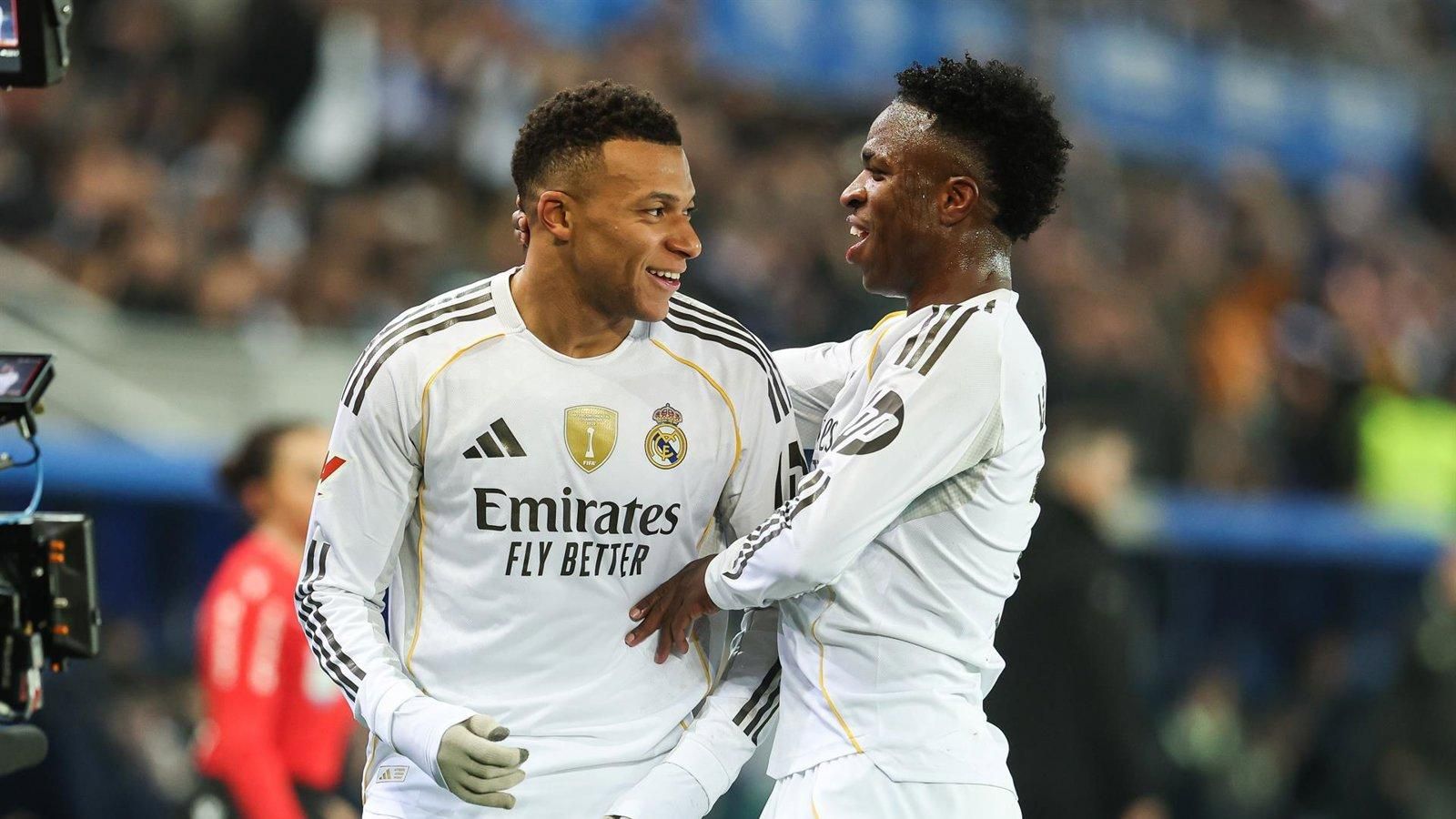 El Real Madrid se impone en Mendizorroza y recorta distancias con el líder