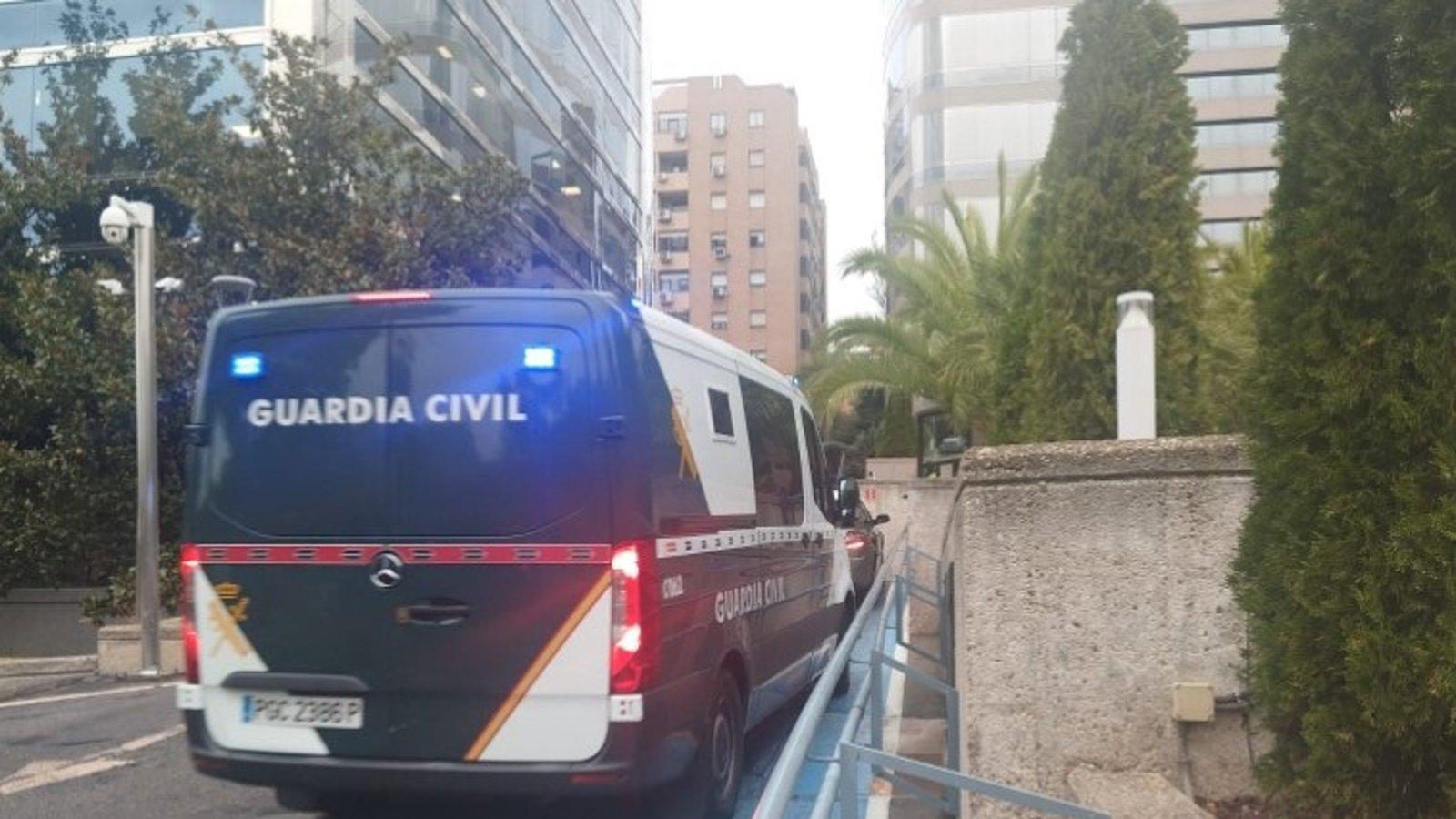 La Audiencia de Madrid juzga a un sargento del Ejército del Aire acusado de intentar matar a un vecino
