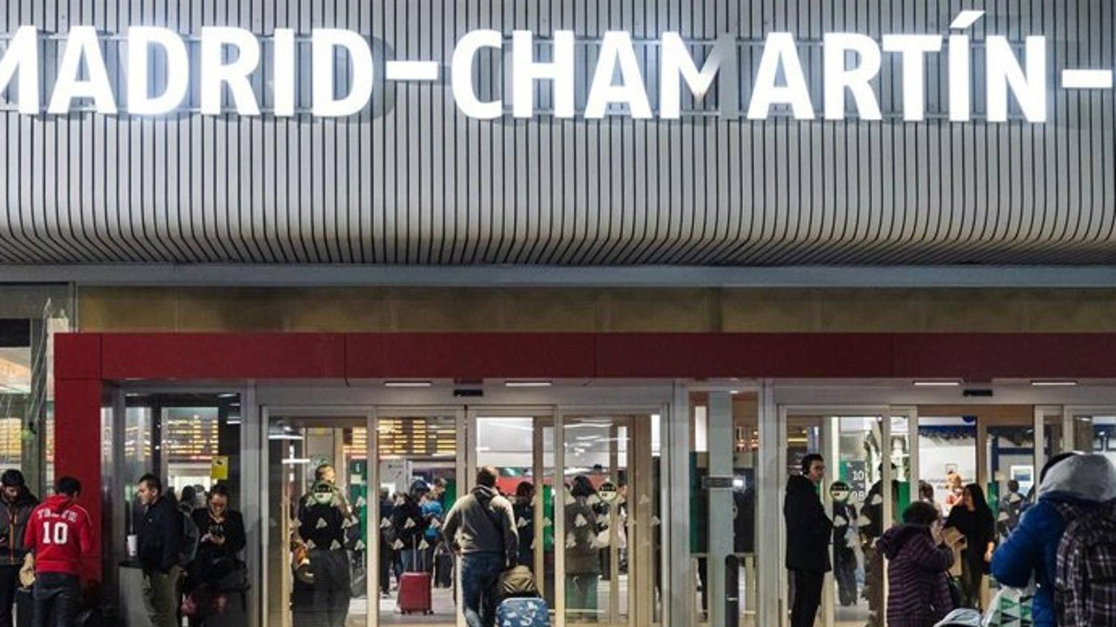 Restablecida la circulación de trenes de alta velocidad y larga distancia en Chamartín tras una incidencia puntual